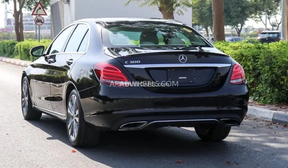 Mercedes Benz C Class 2018 for Sale in Dubai Image-14