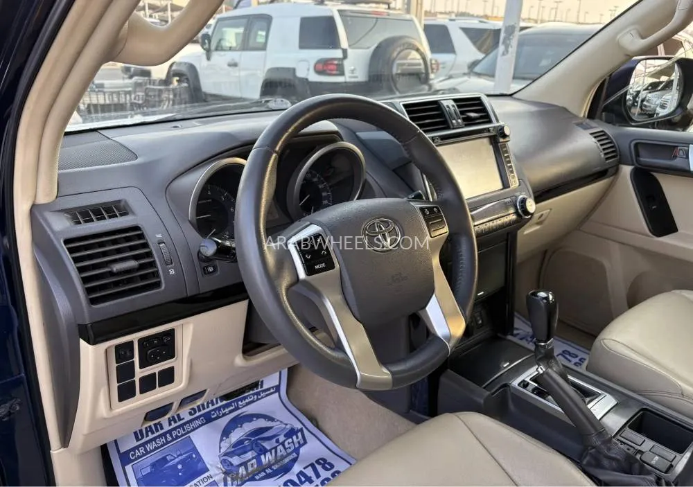 Toyota Land Cruiser Prado 2015 for Sale in Sharjah Image-6