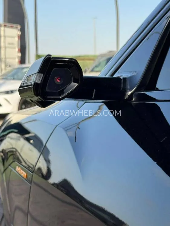 أودي Q8 e-tron 2020 for Sale in عجمان Image-17