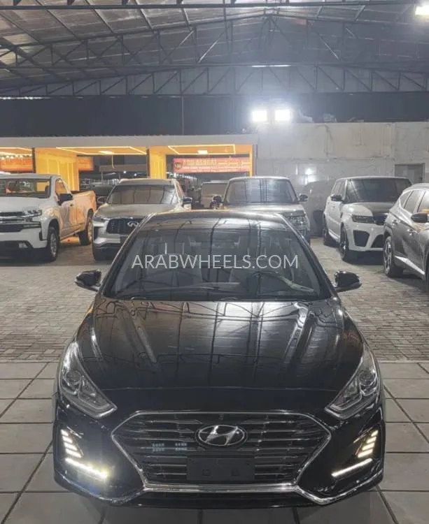 Hyundai Sonata 2018 for Sale in Ajman Image-13