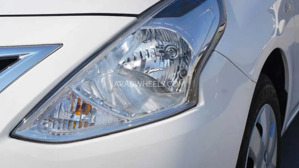 Nissan Sunny 2022 for Sale in Dubai Image-10