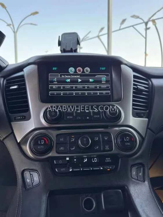 شيفروليه تاهو 2015 for Sale in عجمان Image-12