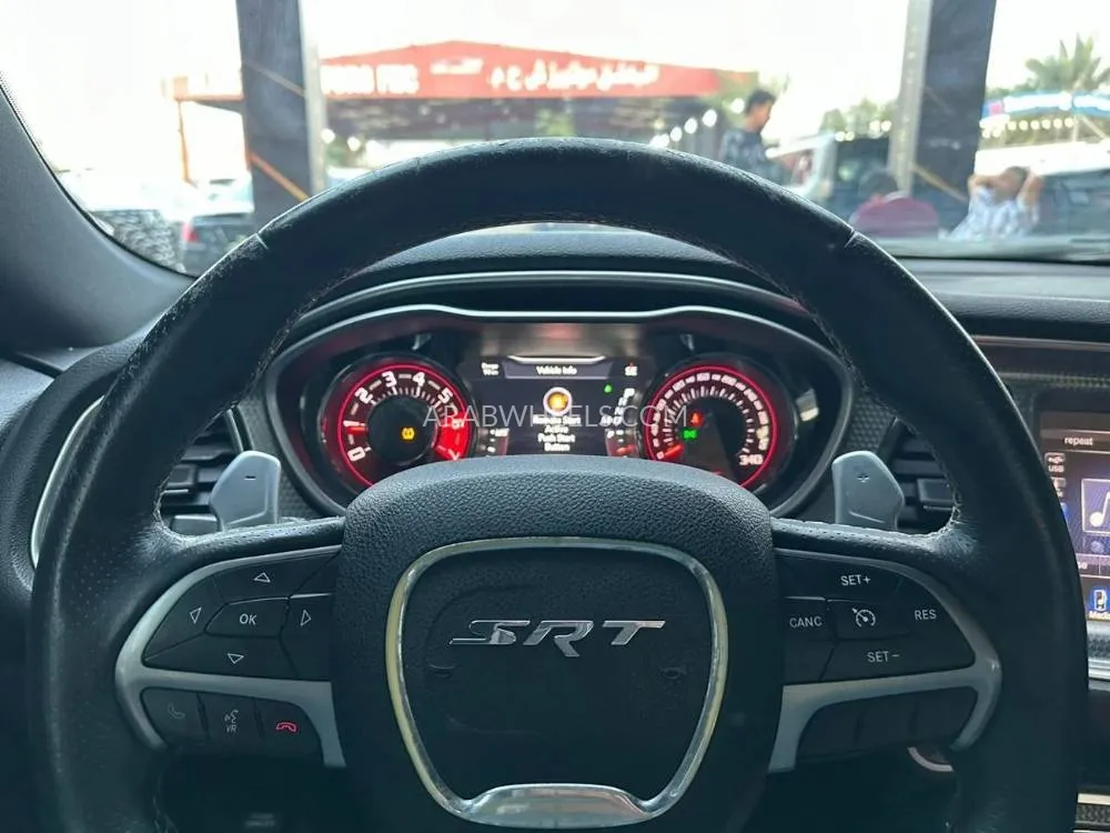 دودج تشالينجر 2015 for Sale in عجمان Image-5