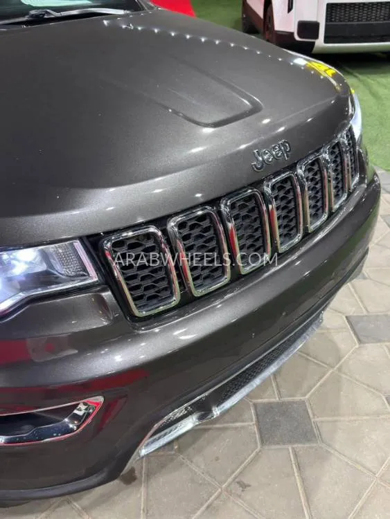 Jeep Cherokee 2019 for Sale in Ajman Image-17