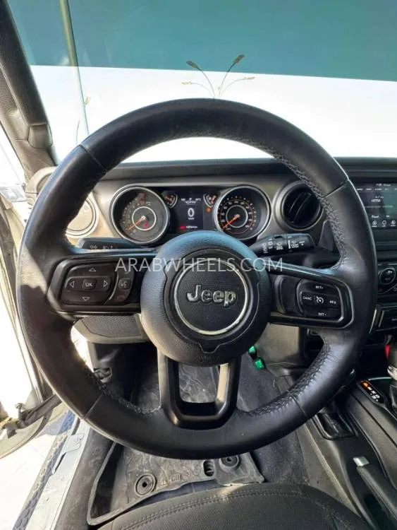 Jeep Wrangler 2018 for Sale in Ajman Image-19