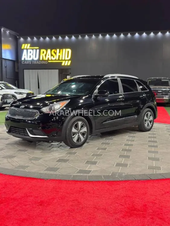 Kia Niro 2017 for Sale in Ajman Image-3