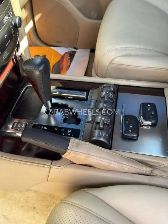 Lexus LX 2010 for Sale in Ajman Image-14