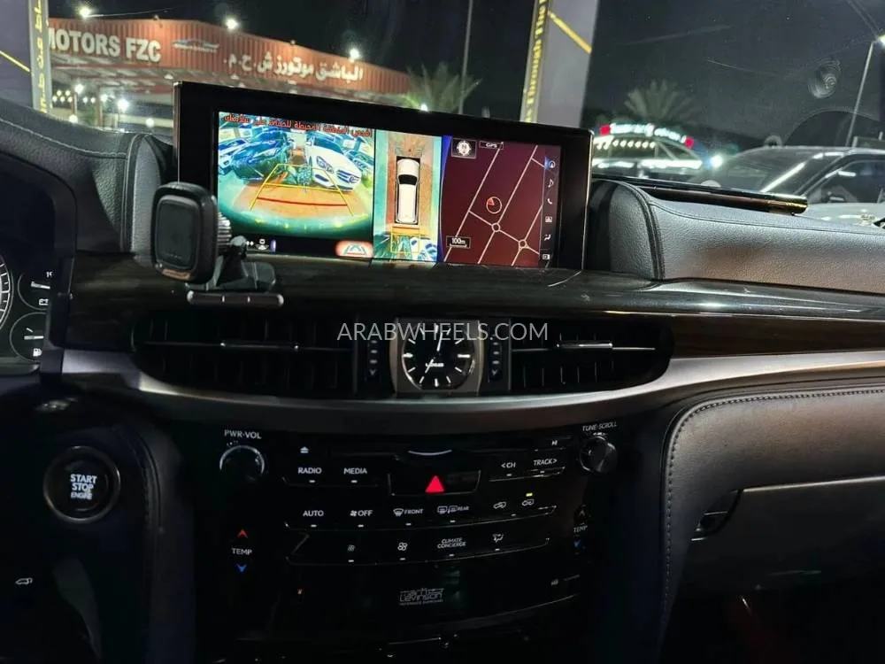 Lexus LX 2019 for Sale in Ajman Image-3