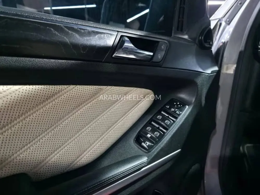 Mercedes Benz GL Class 2012 for Sale in Ajman Image-25