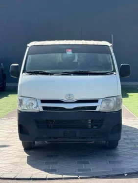 Toyota Hiace 2012