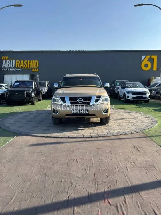 Nissan Patrol 2014 for Sale in Ajman Image-2