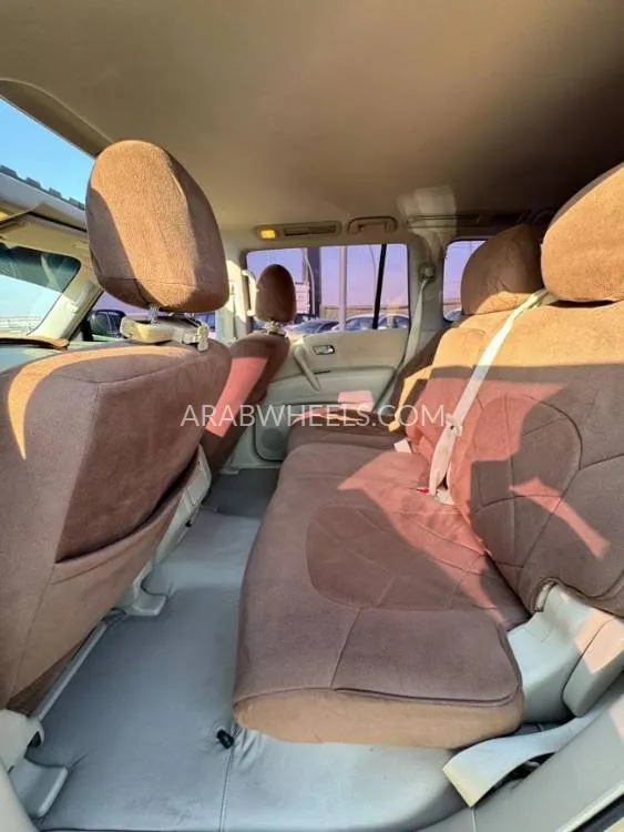 Nissan Patrol 2014 for Sale in Ajman Image-12