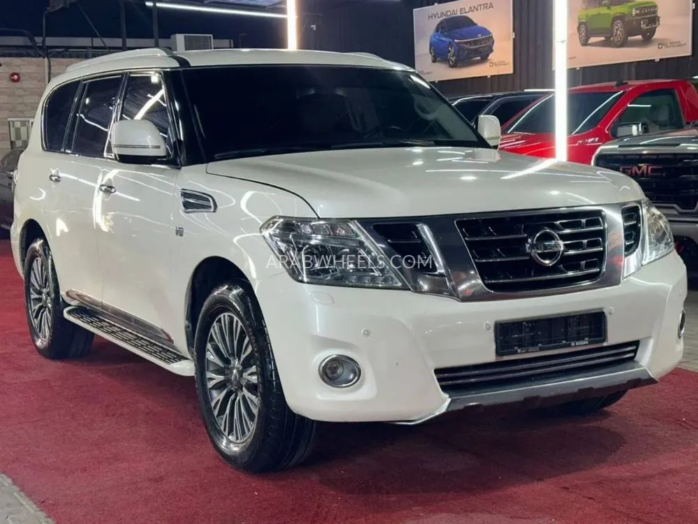 Nissan Patrol 2019 for Sale in Ajman Image-2