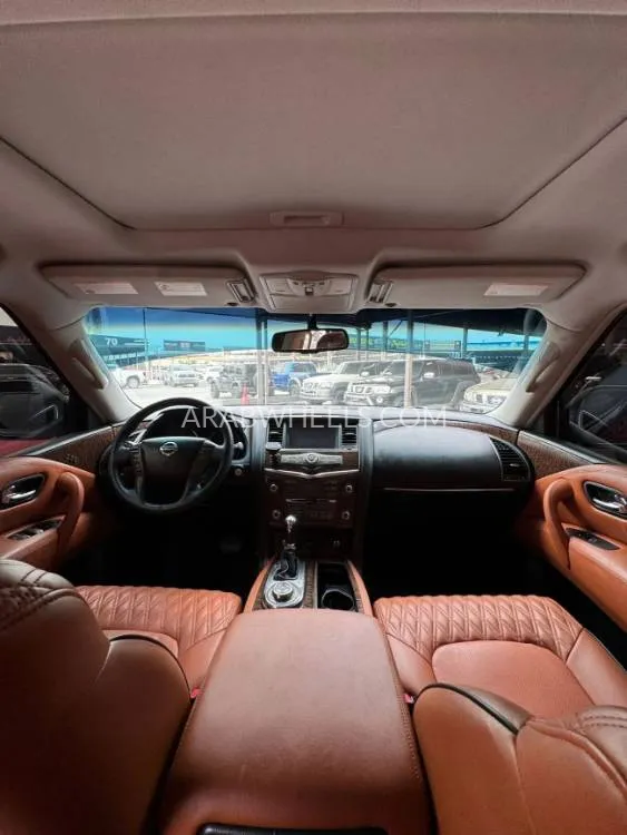 Nissan Patrol 2015 for Sale in Ajman Image-15