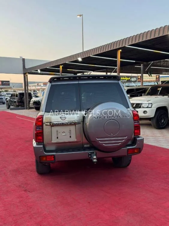 Nissan Patrol 2019 for Sale in Ajman Image-4