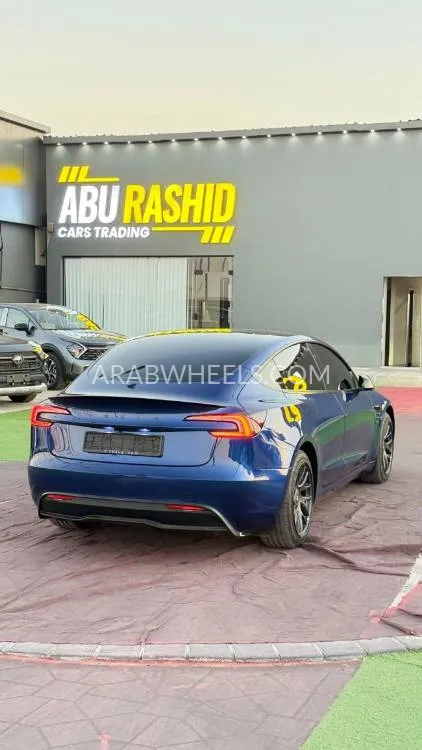 Tesla Model 3 2024 for Sale in Ajman Image-10