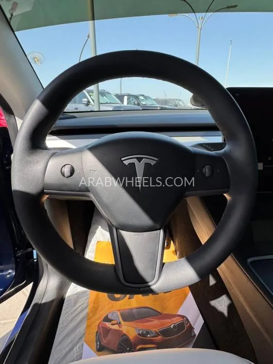 Tesla Model Y 2022 for Sale in Ajman Image-15