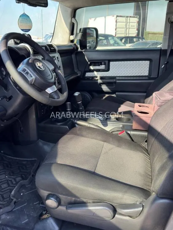 تويوتا إف جي كروزر 2009 for Sale in عجمان Image-2