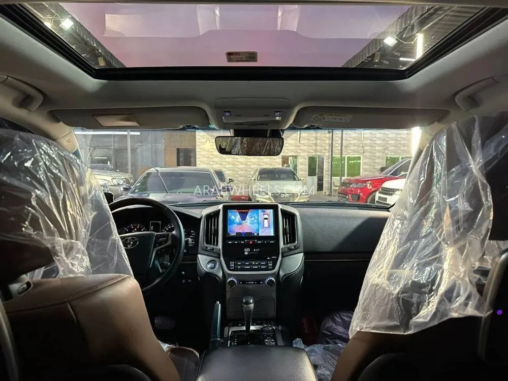 Toyota Land Cruiser 2019 for Sale in Ajman Image-18