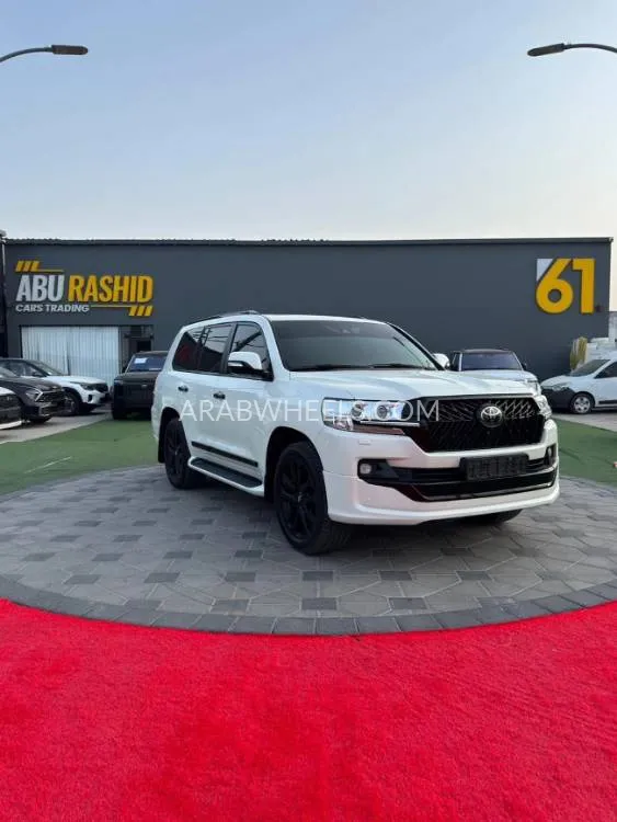 Toyota Land Cruiser 2019 for Sale in Ajman Image-3