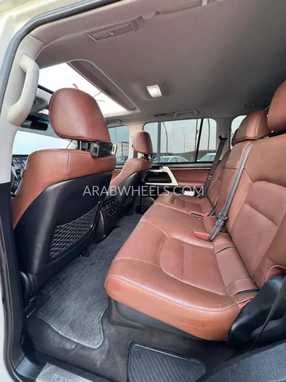Toyota Land Cruiser 2019 for Sale in Ajman Image-14