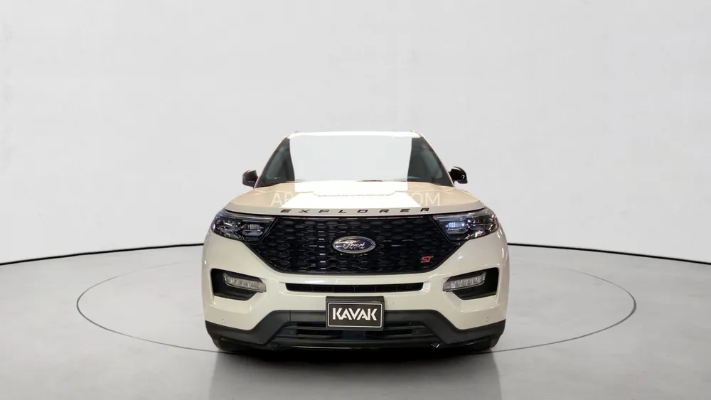 Ford Explorer 2021 for Sale in Sharjah Image-2