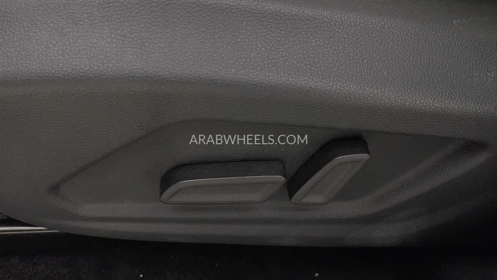 MG RX5 2025 for Sale in Dubai Image-24