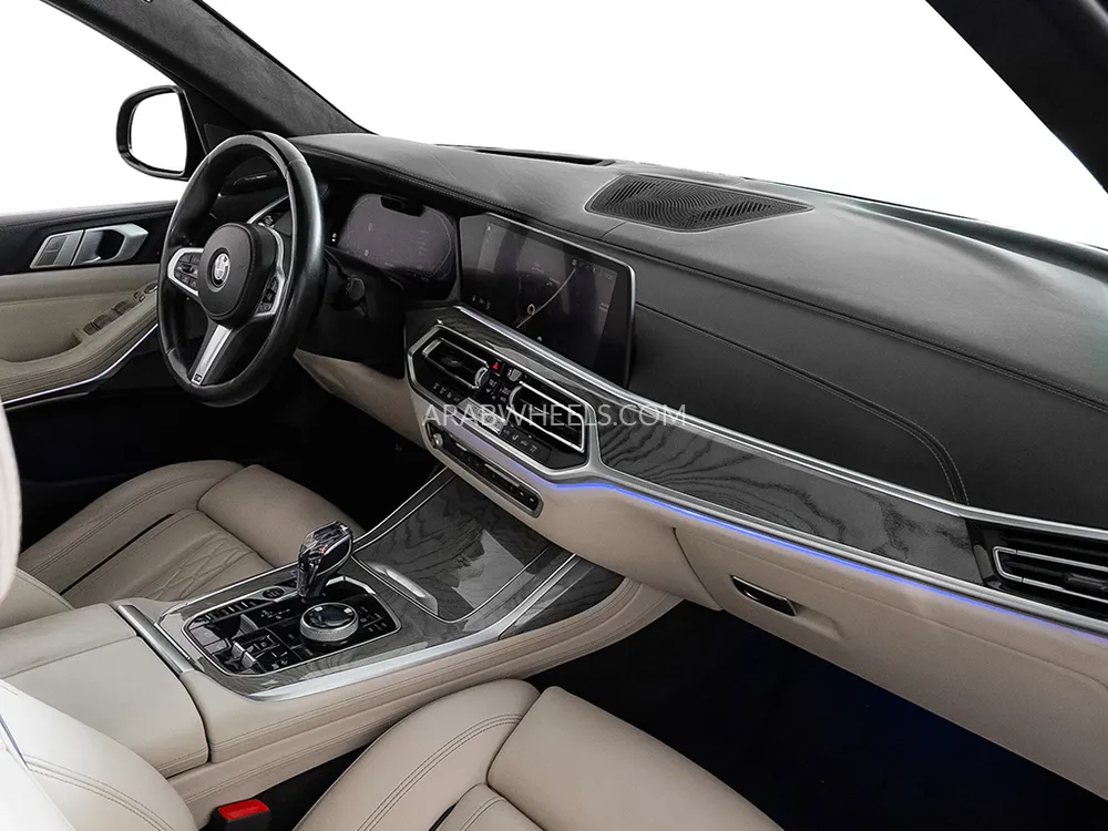 BMW X7 2019 for Sale in Dubai Image-13