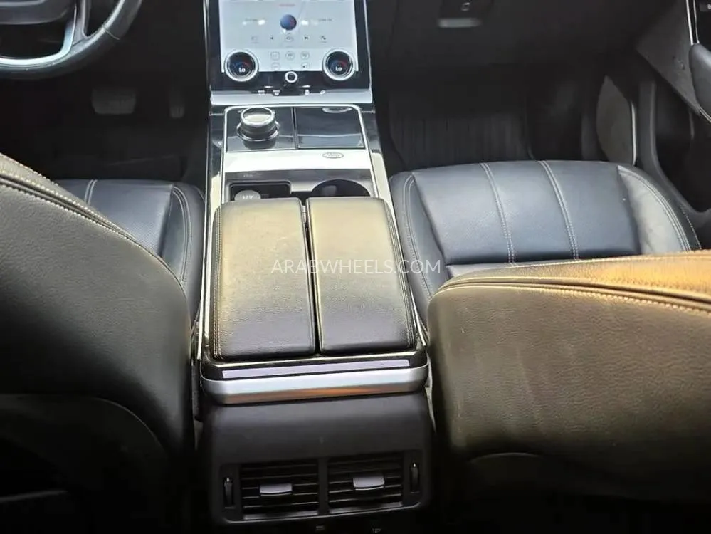 لاند روفر رينج روفر فيلار 2020 for Sale in الشارقة Image-8