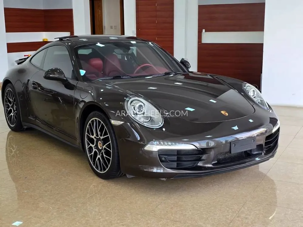 Porsche 911 2014 for Sale in Sharjah Image-2