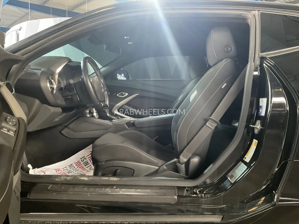 شيفروليه كامارو 2023 for Sale in الشارقة Image-7