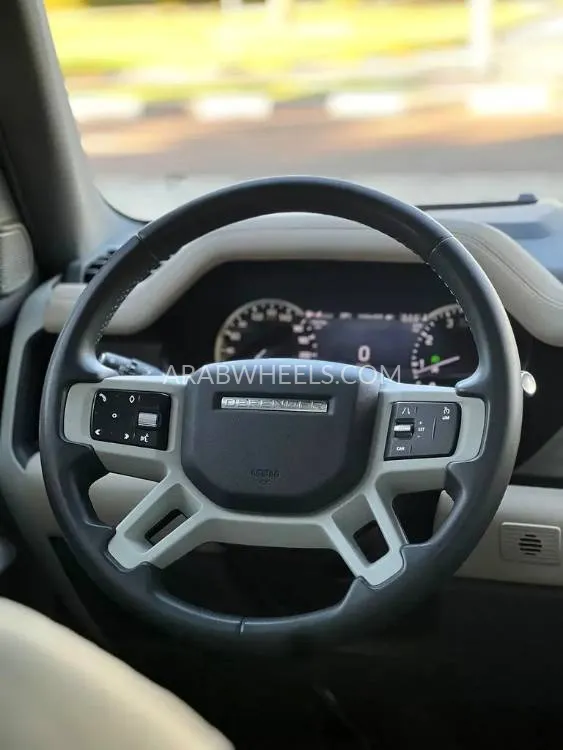 Land Rover Defender 2023 for Sale in Dubai Image-9