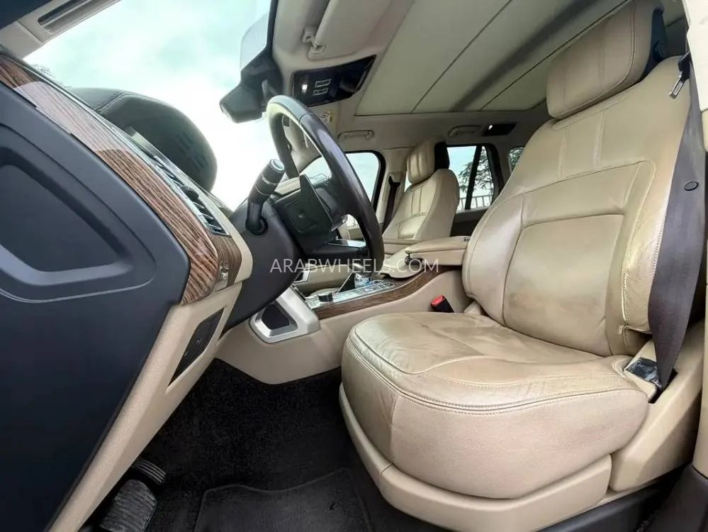 Land Rover Range Rover 2019 for Sale in Dubai Image-9