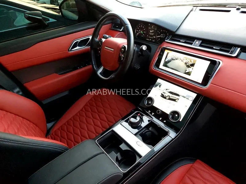 لاند روفر رينج روفر فيلار 2019 for Sale in الشارقة Image-18