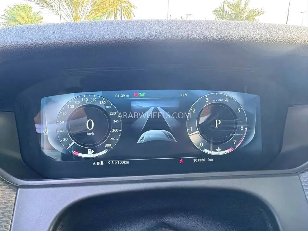 لاند روفر رينج روفر فيلار 2018 for Sale in دبي Image-9