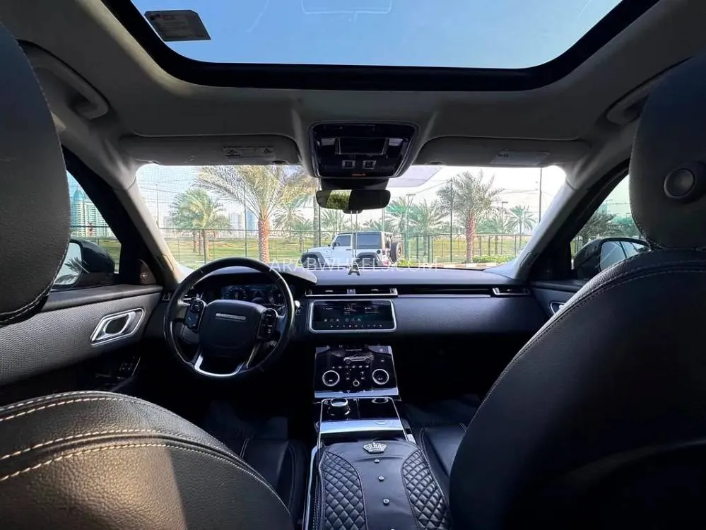 لاند روفر رينج روفر فيلار 2018 for Sale in دبي Image-11