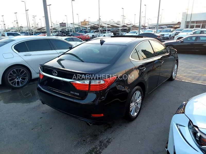 لكزس ES 2015 for Sale in الشارقة Image-3