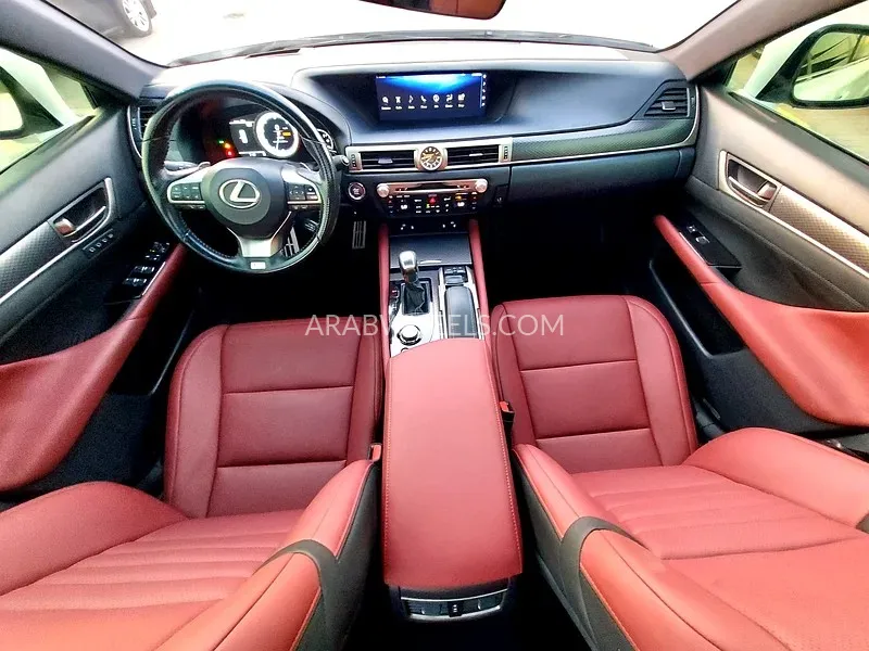 Lexus GS 2017 for Sale in Sharjah Image-15