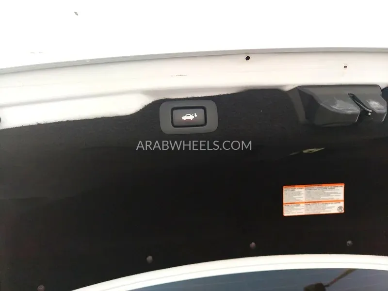 Lexus GS 2017 for Sale in Sharjah Image-18