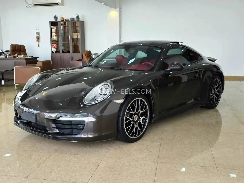 Porsche 911 2014 for Sale in Sharjah Image-6