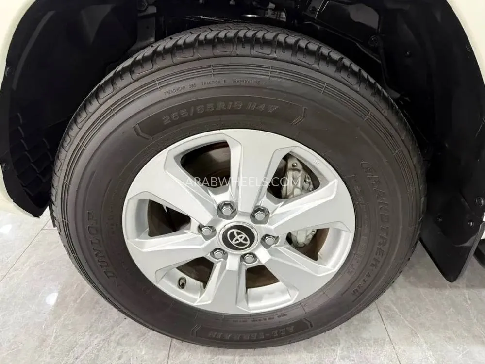 Toyota Land Cruiser 2023 for Sale in Dubai Image-14