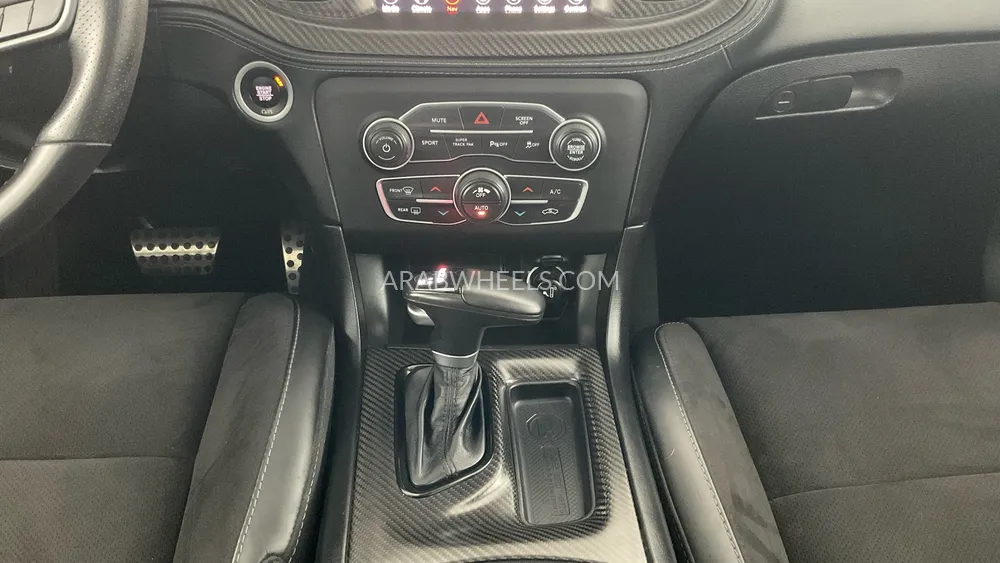 Dodge Charger 2023 for Sale in Sharjah Image-23