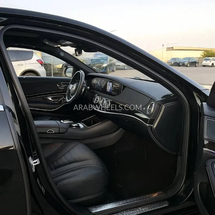 Mercedes Benz CLS Class 2018 for Sale in Dubai Image-13