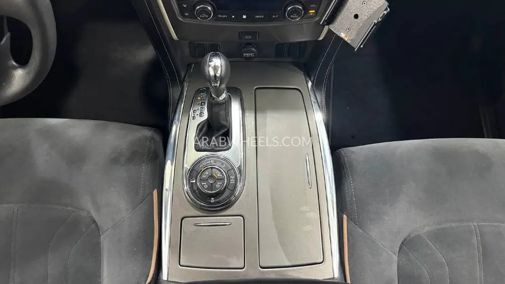 Nissan Patrol 2024 for Sale in Dubai Image-11