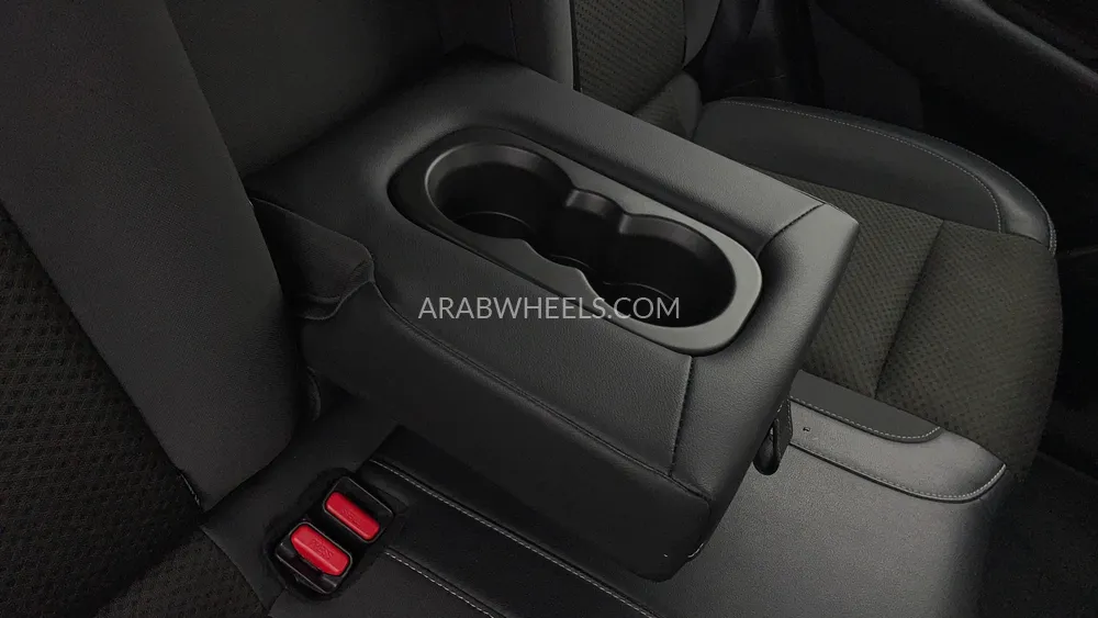 رينو كوليوس 2024 for Sale in دبي Image-35