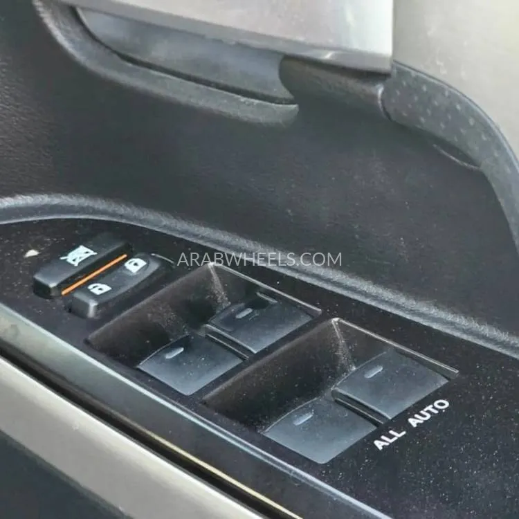 Toyota Land Cruiser 2017 for Sale in Dubai Image-34