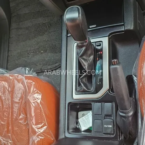 Toyota Land Cruiser Prado 2012 for Sale in Dubai Image-23