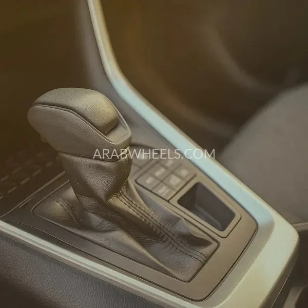 Toyota Rav4 2019 for Sale in Dubai Image-12