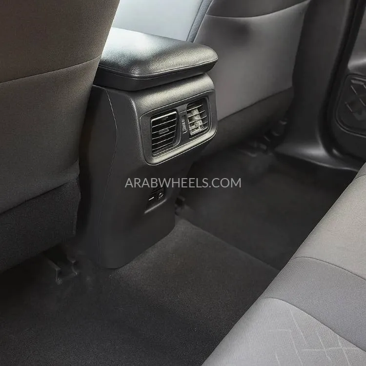 Toyota Rav4 2021 for Sale in Dubai Image-11