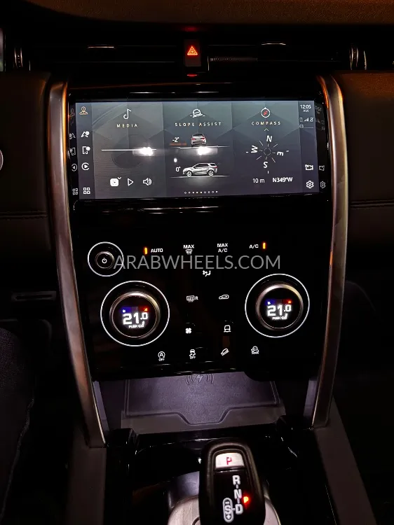Land Rover Discovery Sport 2021 for Sale in Dubai Image-21